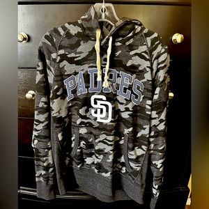 Tailgate brand San Diego Padres women’s hoodie